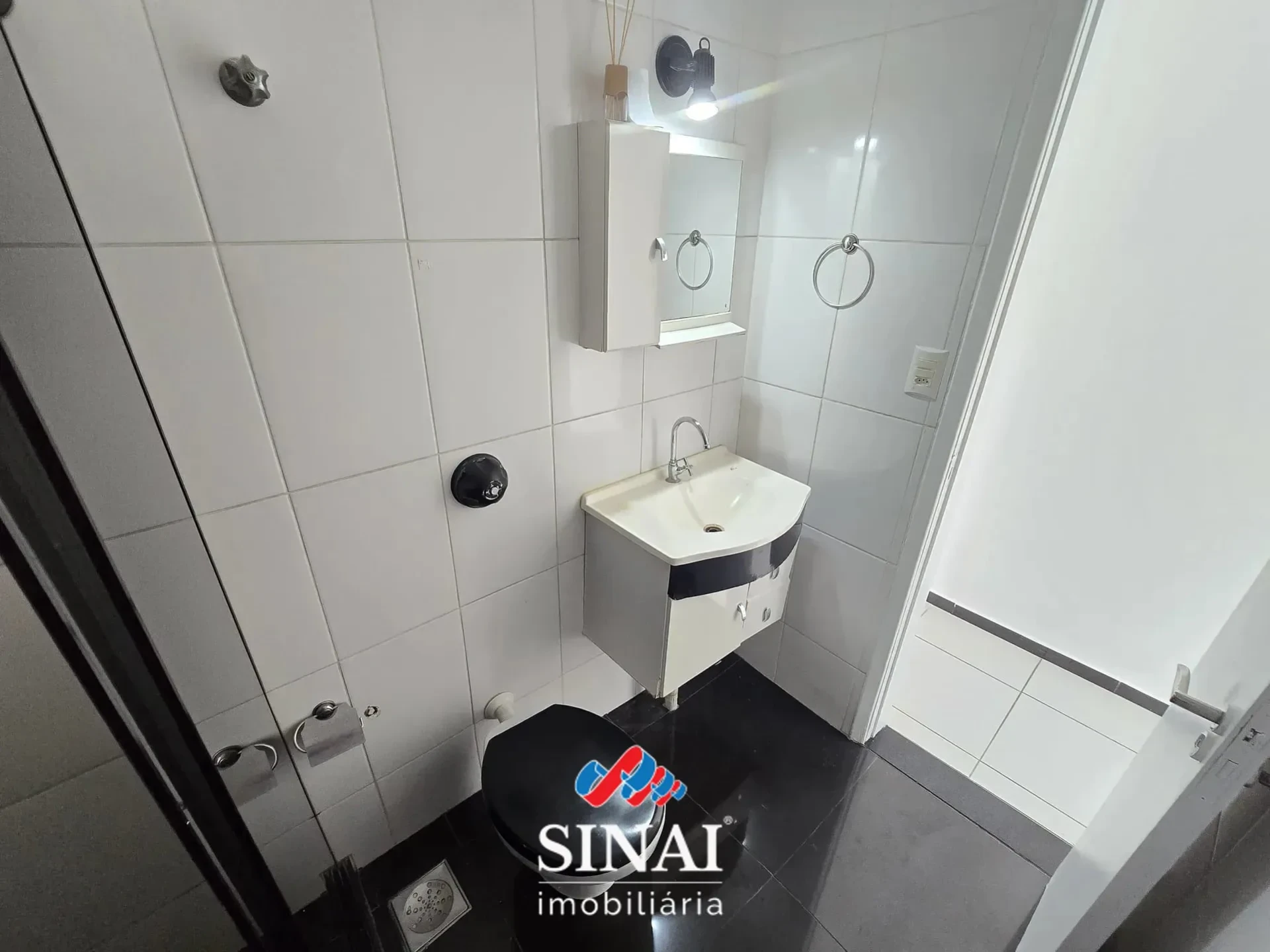 3-bedroom apartment, 1 with its own bathroom, 88 m² — photo 20