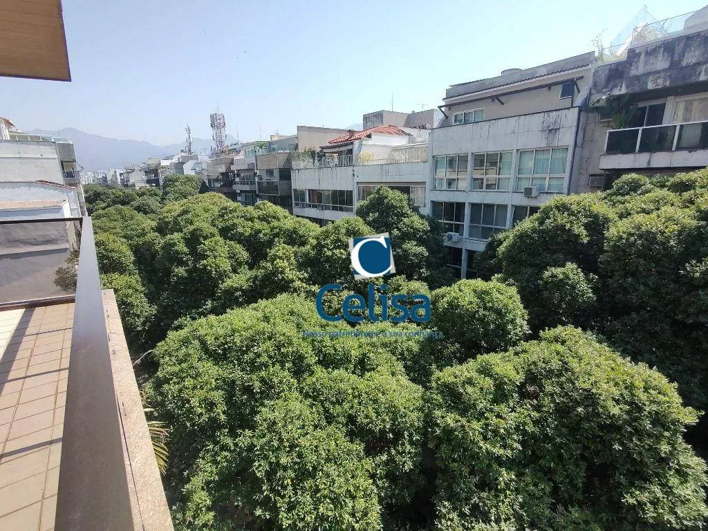 Furnished 294 m² apartment with a balcony grill — photo 47