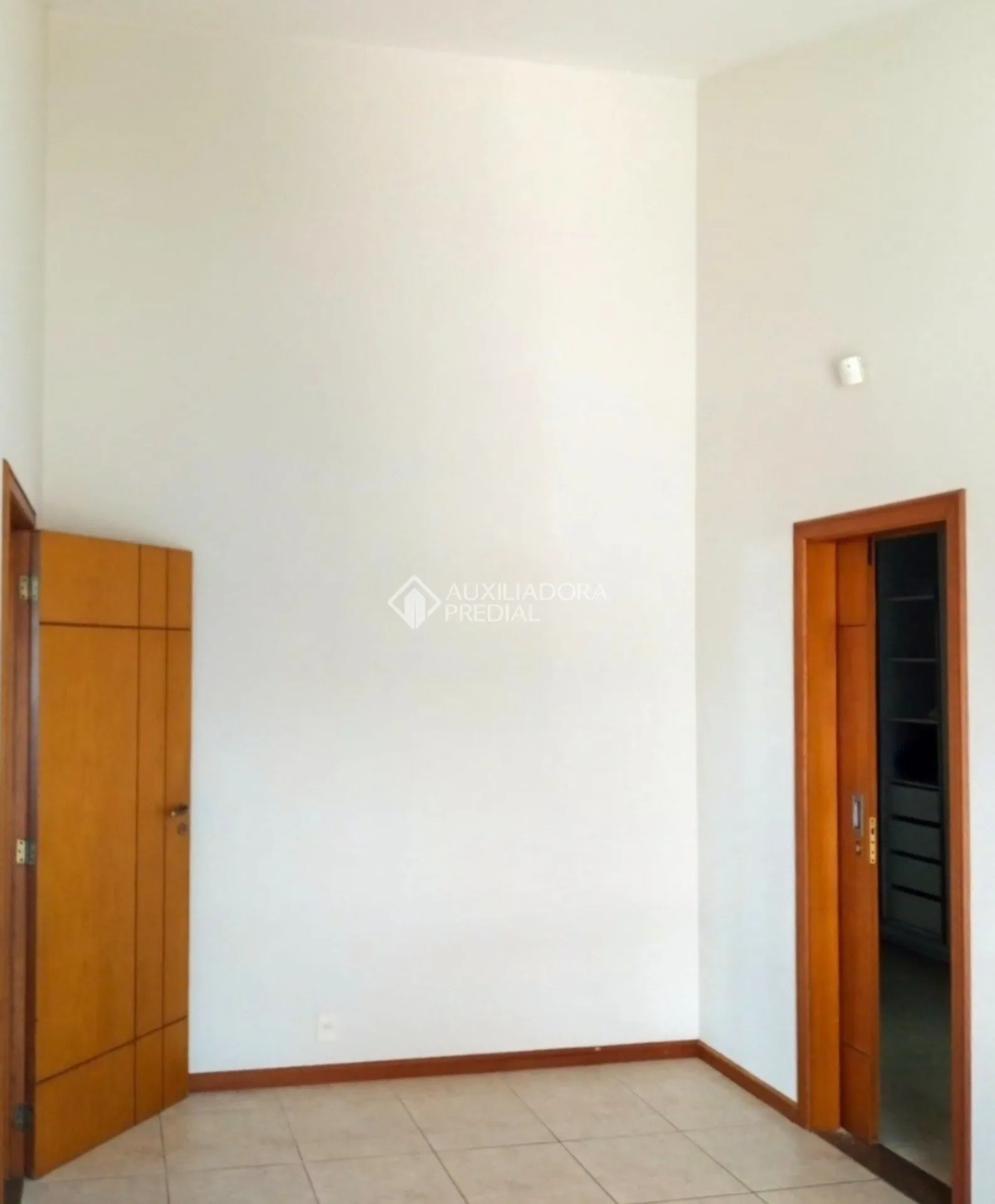 House with 3 bedrooms and 2 baths, on floor 2 — photo 34