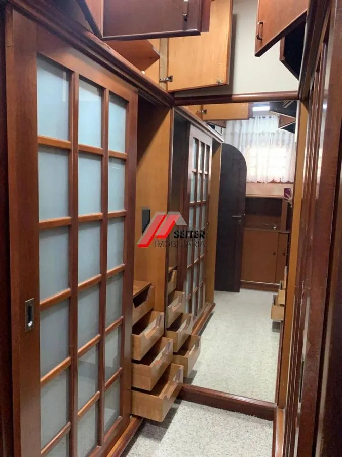 4-bedroom rental house with 410 m² and 6 parking — photo 39