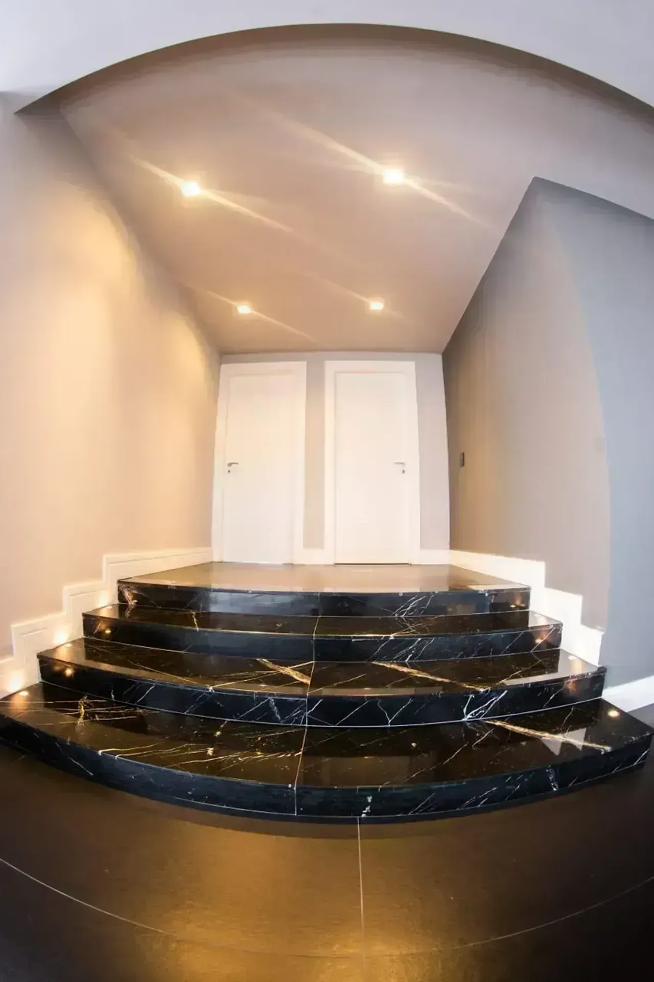 Casa triplex mobiliada com 5 suítes e 1.200 m² — photo 62