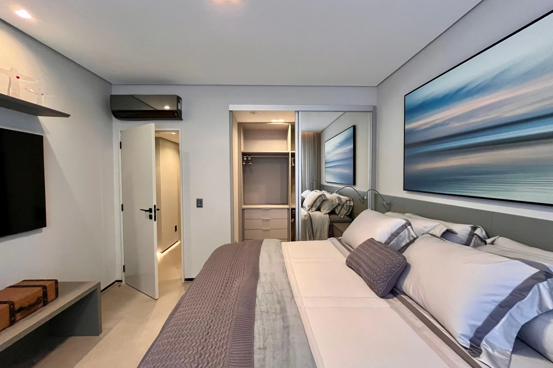 Квартира 150 м² з панорамними вікнами та гардеробною — photo 12