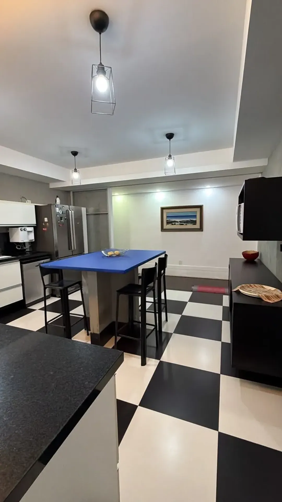 Furnished apartment with 4 bedrooms and open-plan kitchen — photo 42