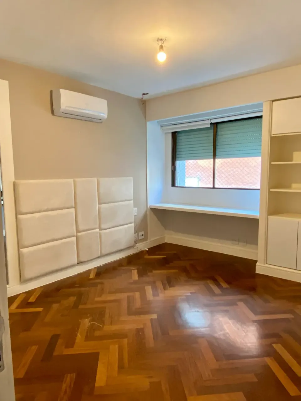 Apartamento con 3 habitaciones y balcón cerrado de vidrio — photo 4