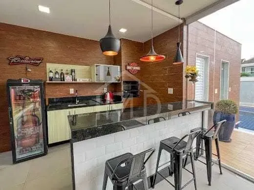 4 quartos e piscina privativa: casa de 310 m² — photo 3