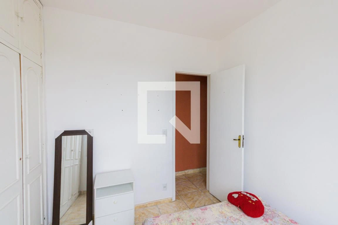 Furnished apartment with 2 bedrooms and a balcony — photo 21