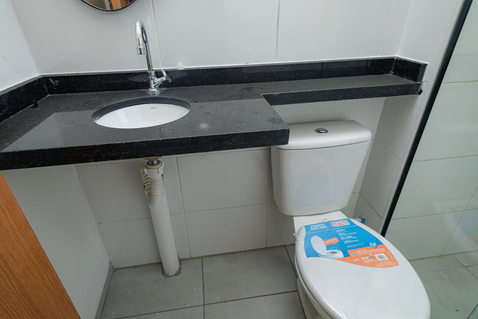 Unfurnished 2-bedroom rental apartment with 1 parking spot — photo 7