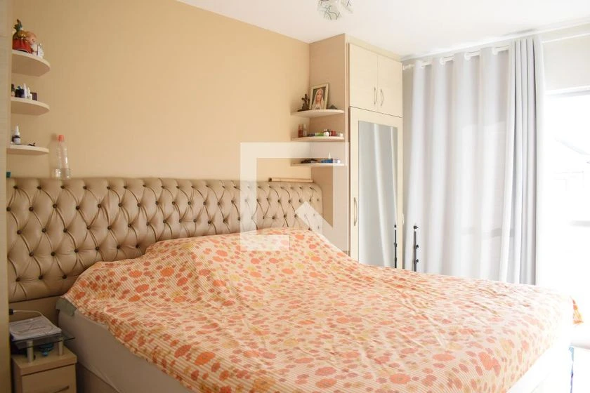 Condo house with 3 bedrooms and a built-in laundry setup — photo 2