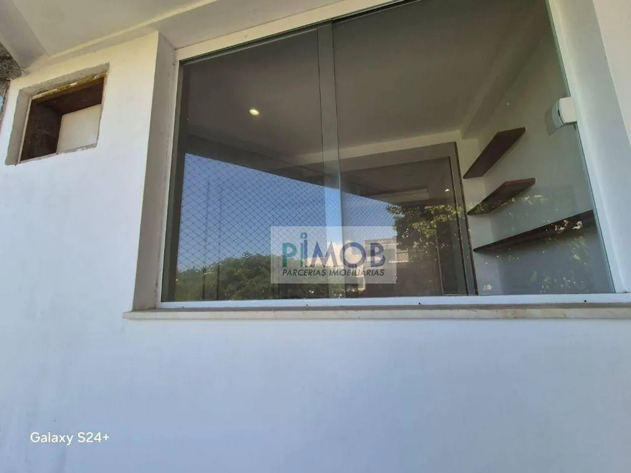 Apartamento de 2 quartos e 104 m² com área de lavanderia — photo 2