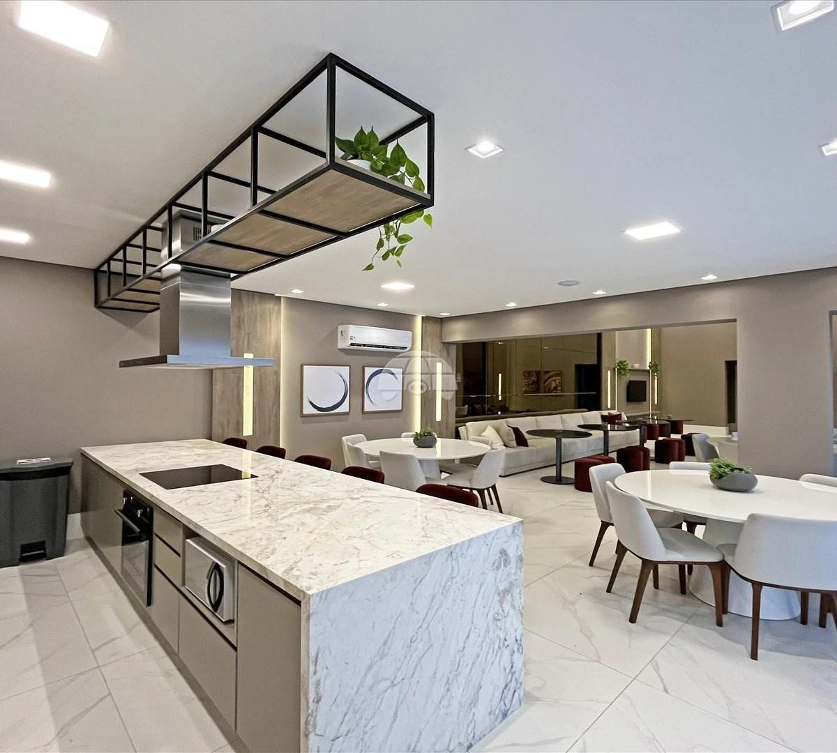 Apartment, 80 m², with a grill on the balcony — photo 31