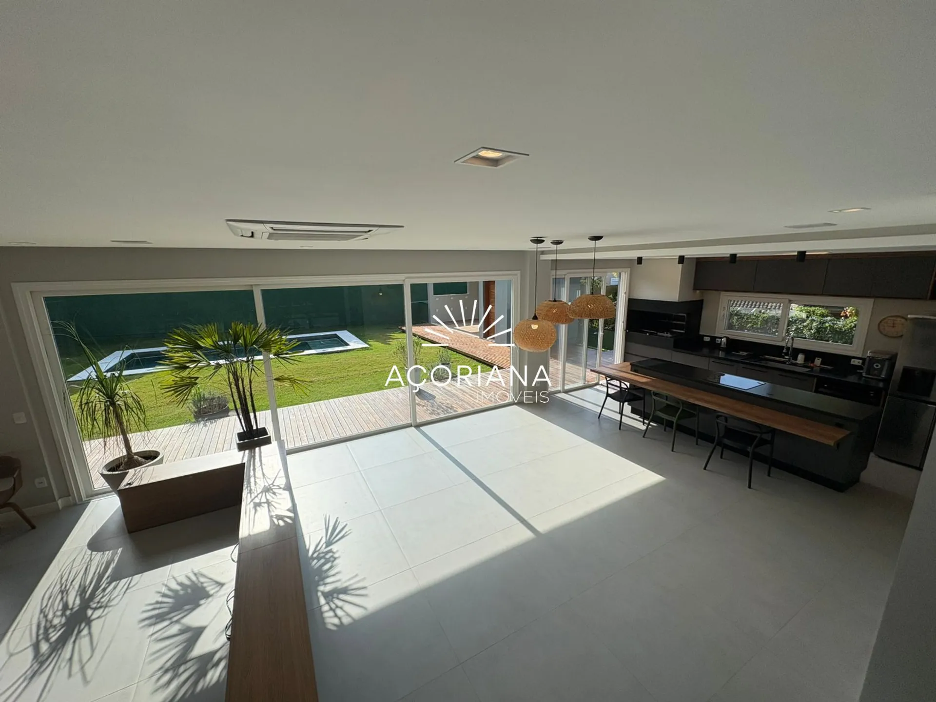 Casa mobiliada com 4 suítes e jardim privativo — photo 23