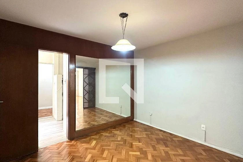 Деревянный пол или ламинат и 3 спальни: квартира 114 м² — photo 15