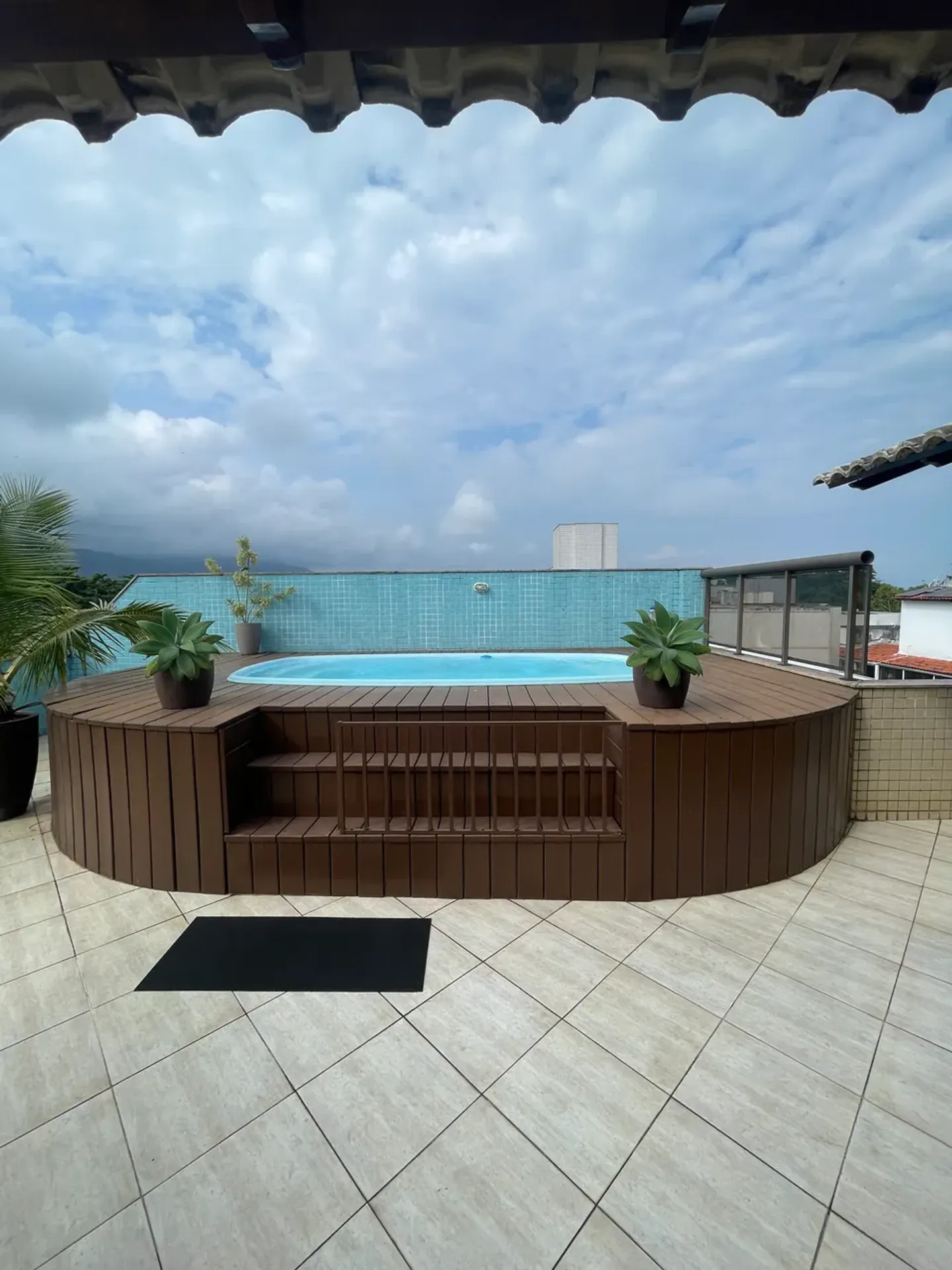 3-bedroom apartment in a building with a sauna — photo 3