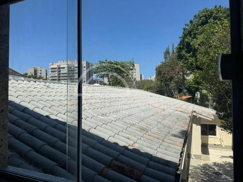Casa com 3 quartos e 470 m² com 2 vagas e suítes — photo 7