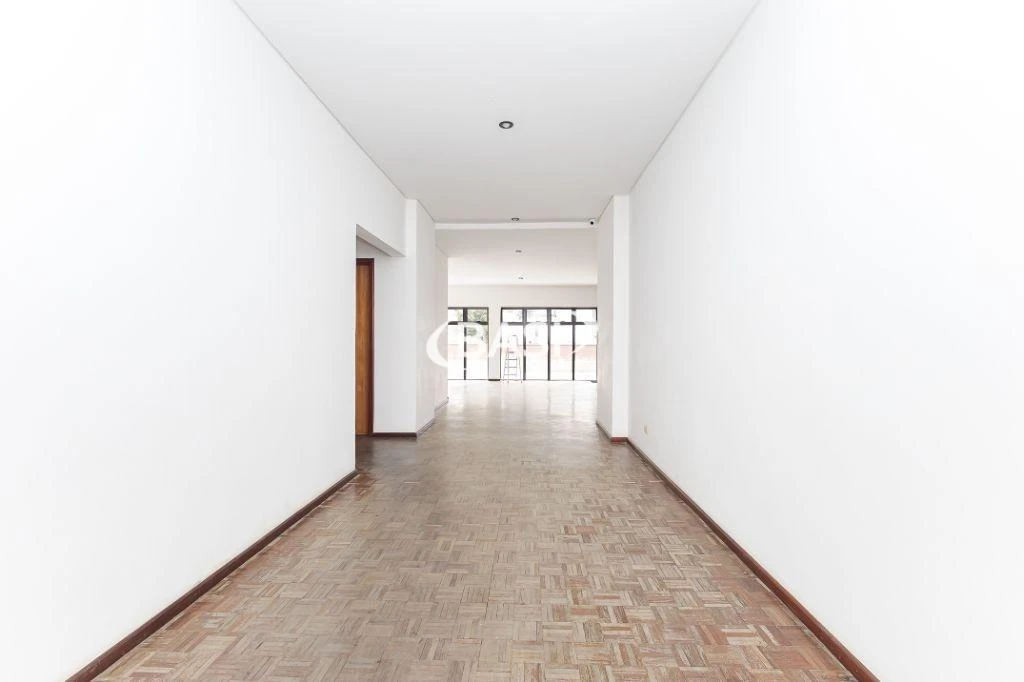 Квартира 84 м² з пральною машиною та балконом із грилем — photo 18