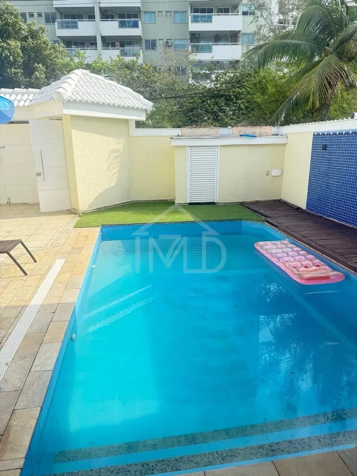 Furnished house with 5 bedrooms and a closed kitchen — photo 16