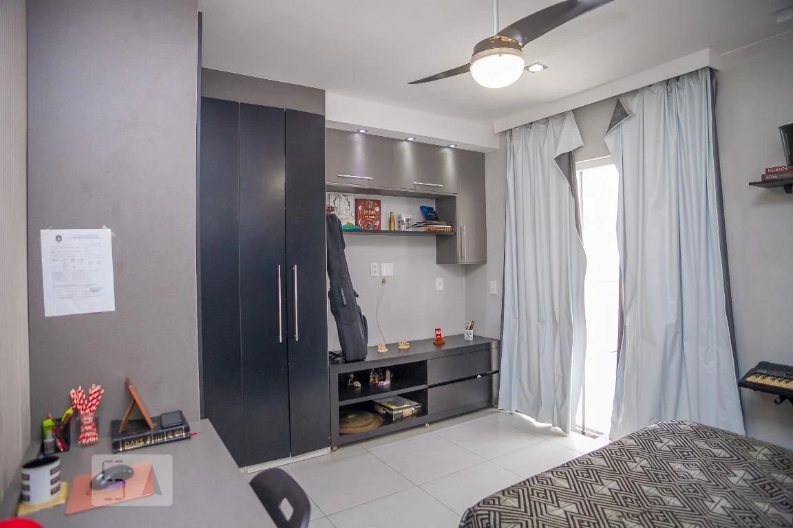 Власний басейн та 4 спальні: будинок 330 м² — photo 17