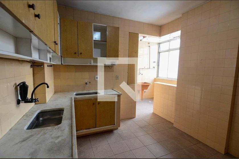 140 m² apartment with 4 bedrooms and 1 en-suite — photo 44