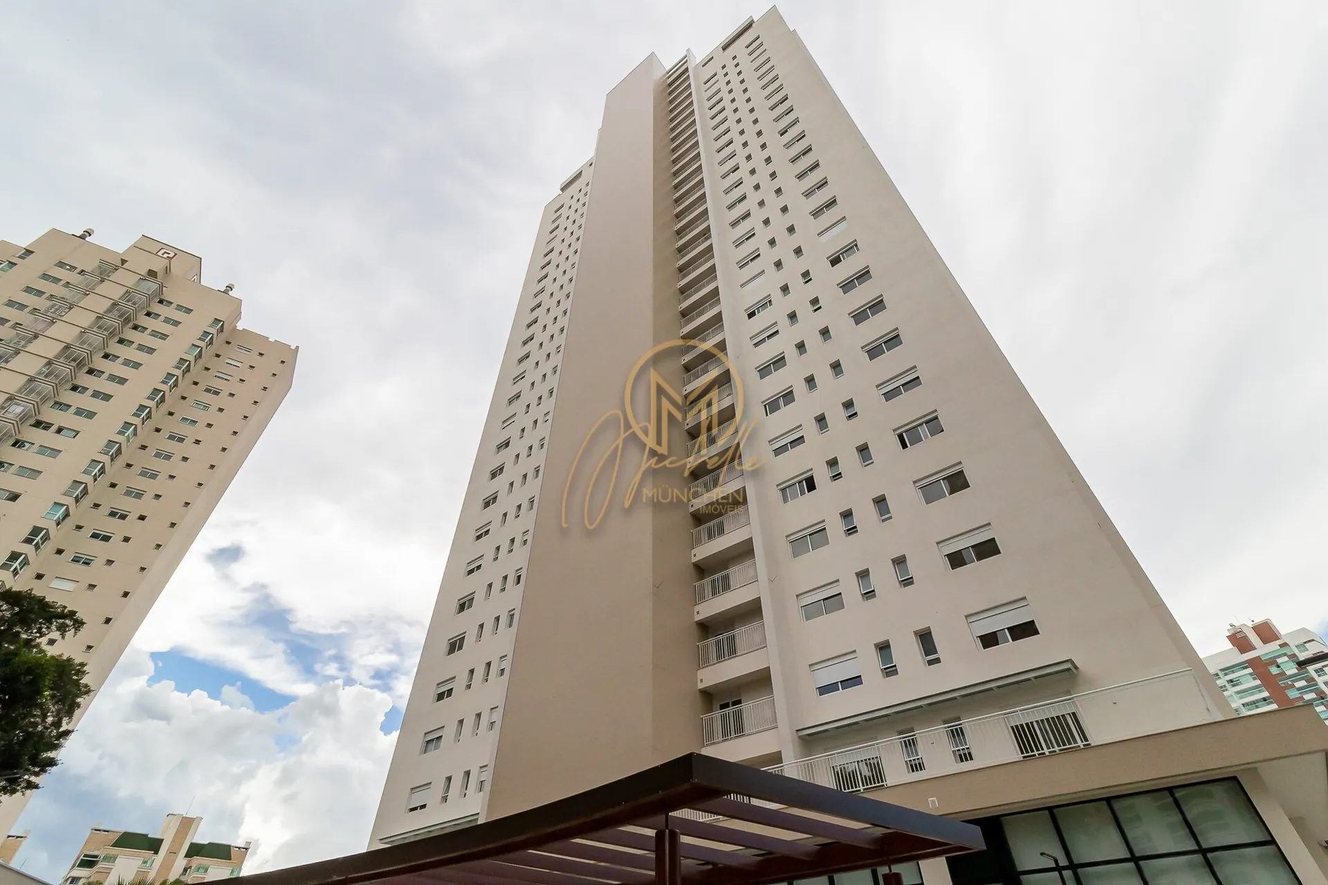 Furnished 462 m² apartment with 4 en-suite rooms — photo 69