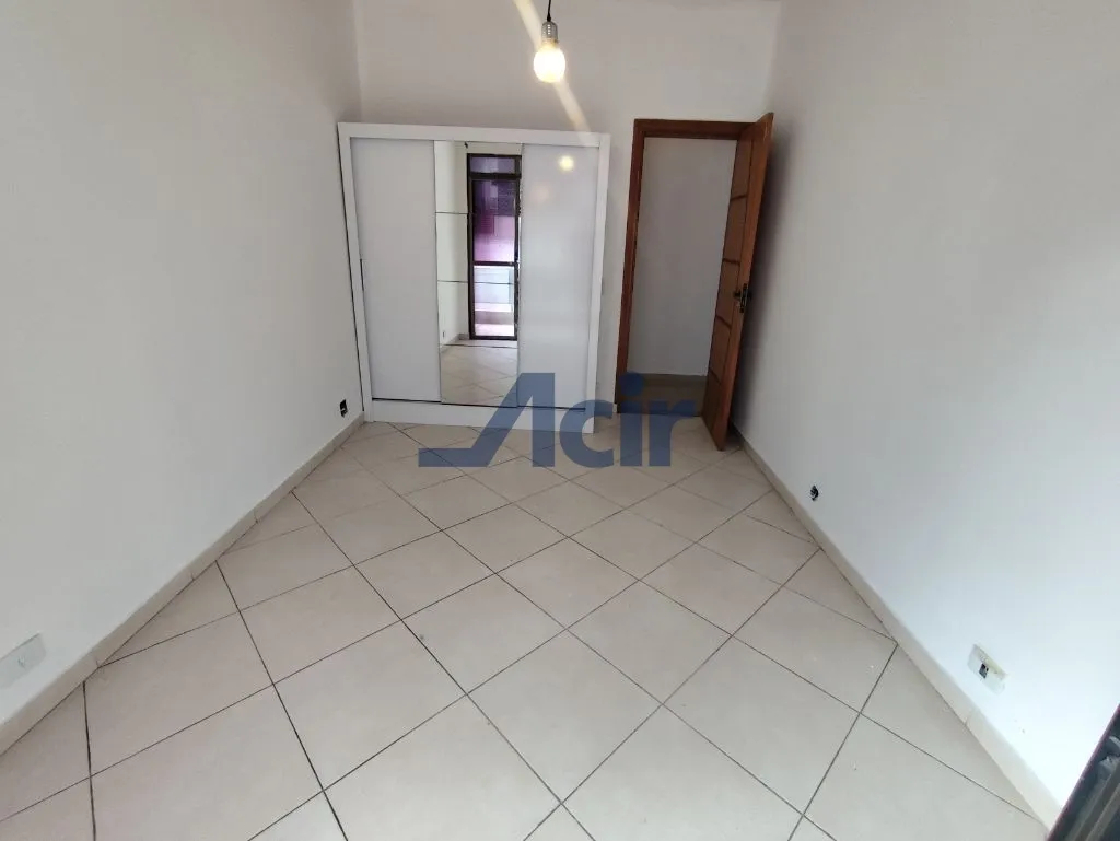 3-bedroom apartment, 1 with its own bathroom, 122 m² — photo 24