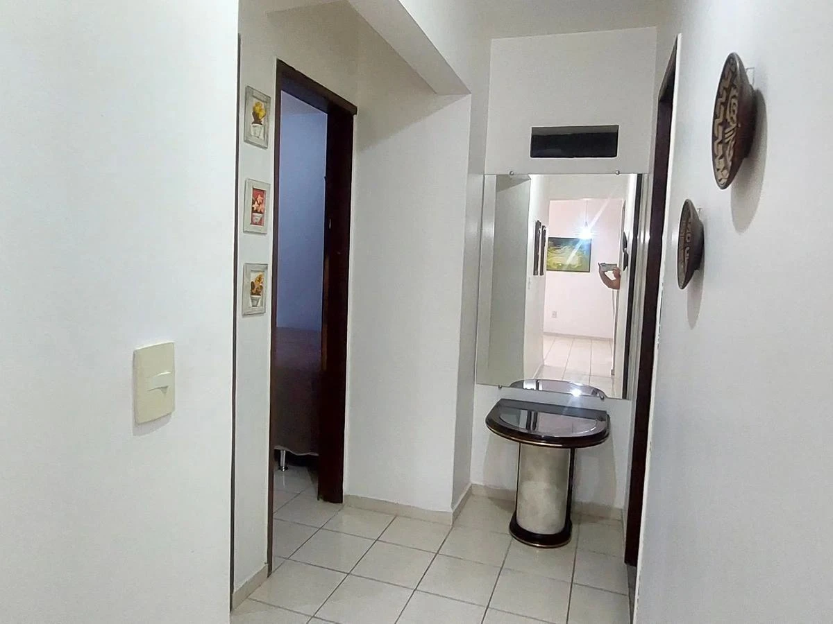 3-bedroom apartment with a washing machine in João Pessoa — photo 18