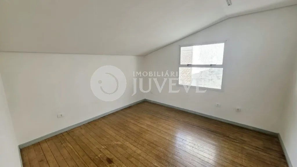 Unfurnished 125 m² house with 3 bedrooms — photo 8