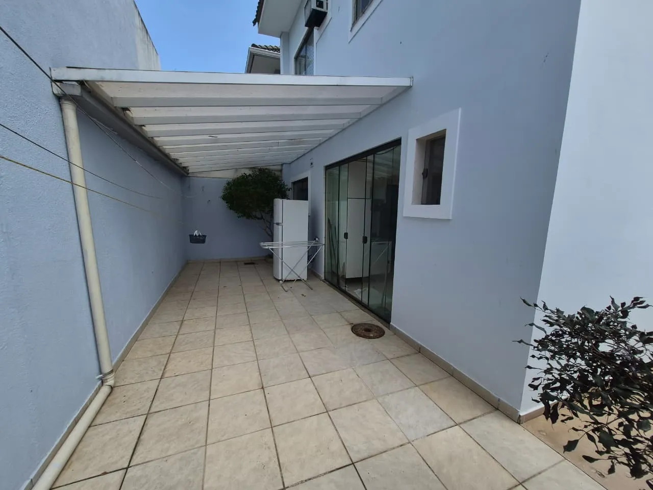 Furnished house for rent with 4 bedrooms and 5 bathrooms — photo 17