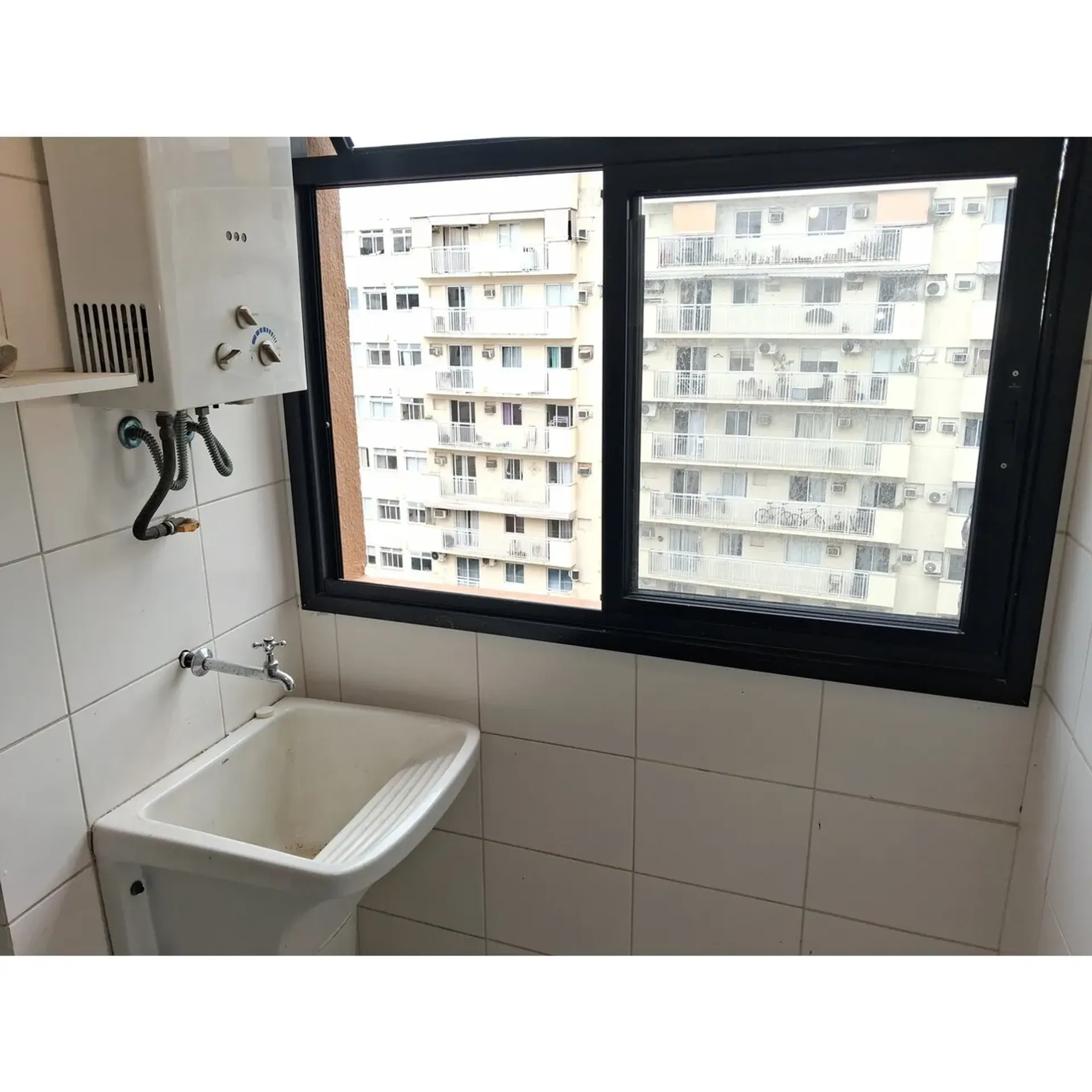 Квартира 73 м² з 2 спальнями та 9 поверхом, балкон — photo 30
