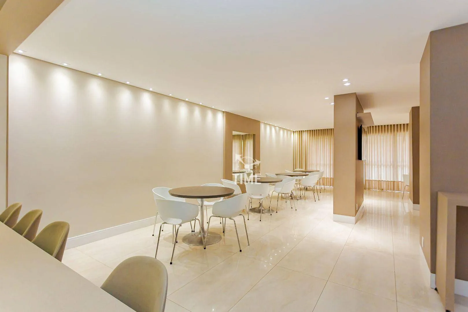 Apartamento mobiliado de 1 dormitório com 93 m² — photo 34