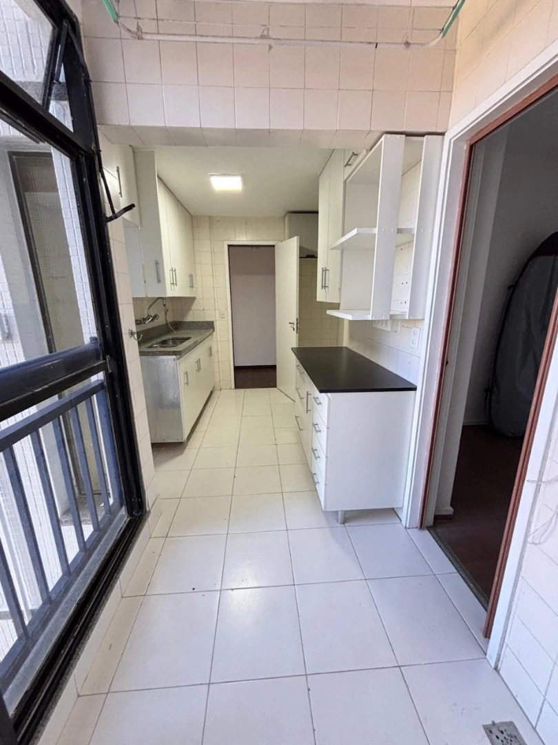 3-bedroom apartment with 105 m² and 1 parking spot — photo 13