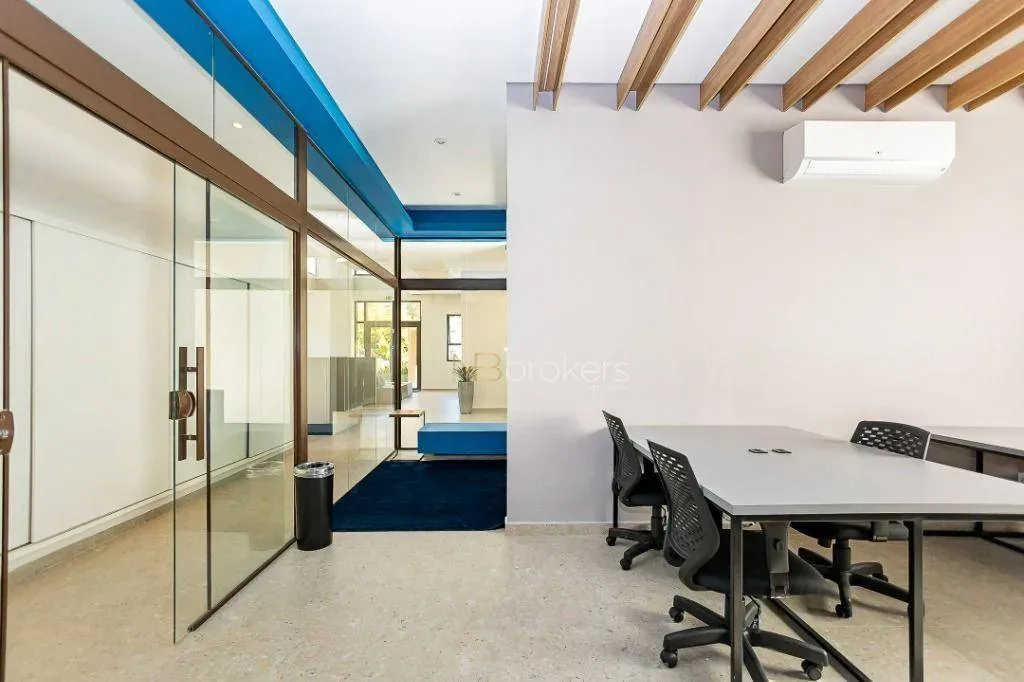 Estudio con 1 dormitorio y balcón con parrilla — photo 36