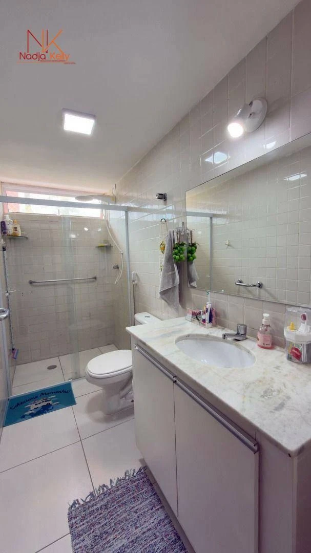 3-bedroom apartment with a washing machine in João Pessoa — photo 18