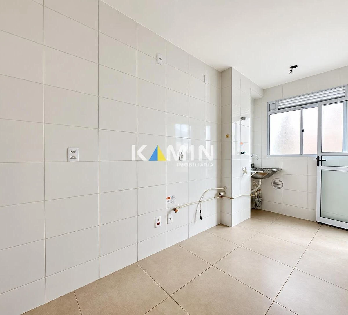 Furnished 2-bedroom apartment with 70 m² total
