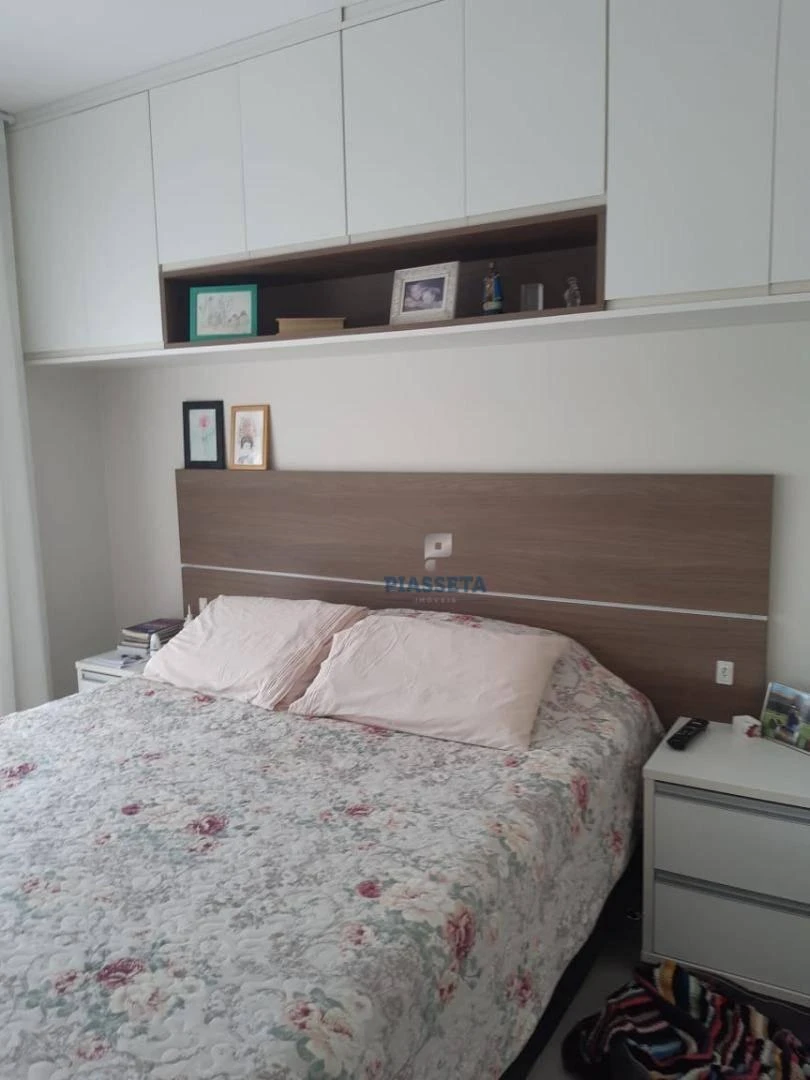 3-bedroom apartment in a building with a pool — photo 40