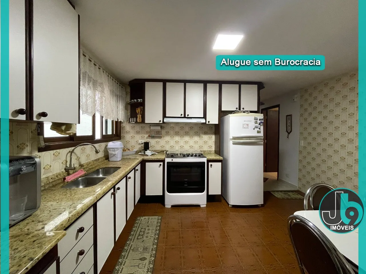 Furnished house with 5 bedrooms and 2 bathrooms — photo 11