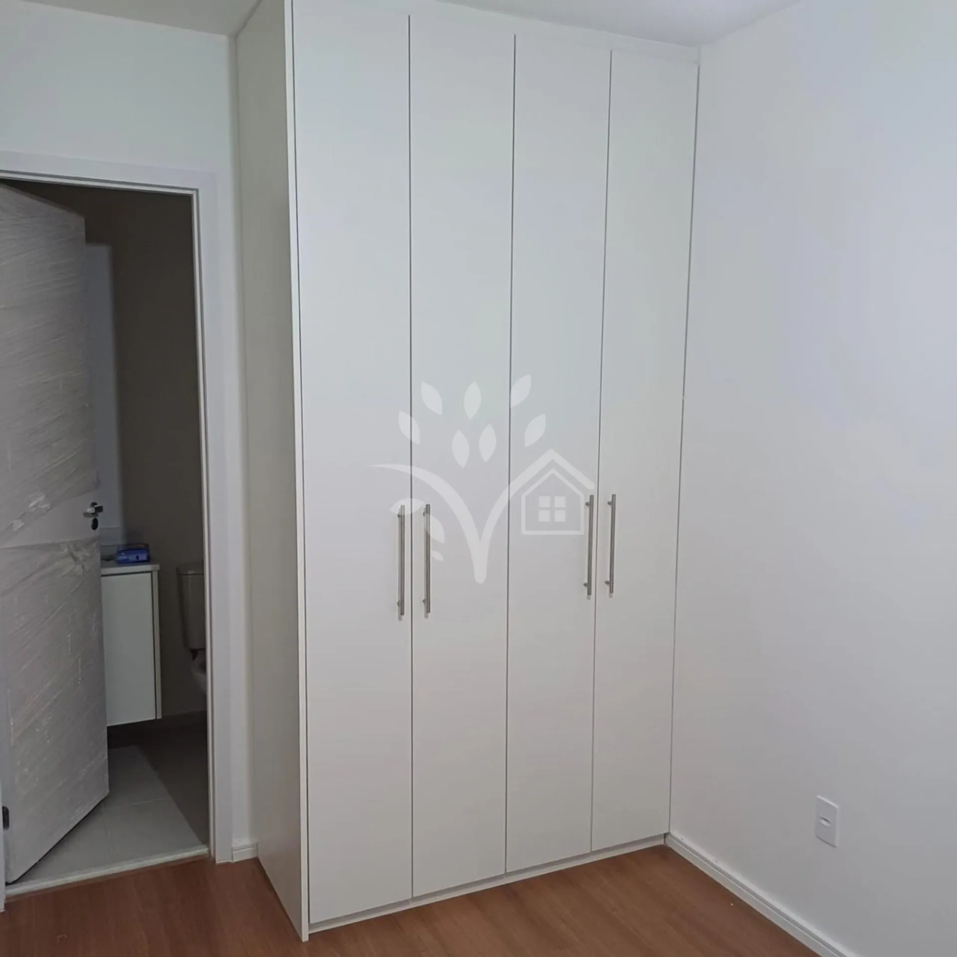 2-bedroom apartment in a building with a sauna — photo 22
