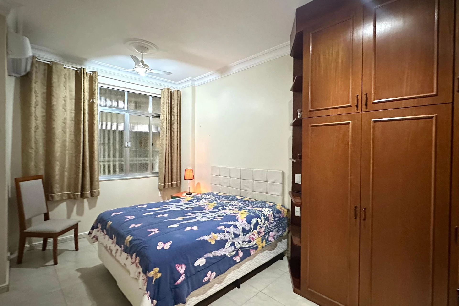 93 m² apartment with a washing machine and a water view — photo 11