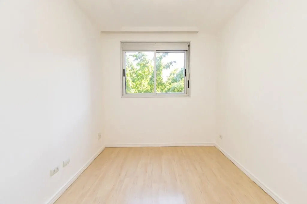 214 m² apartment with a balcony and 3 bedrooms — photo 11