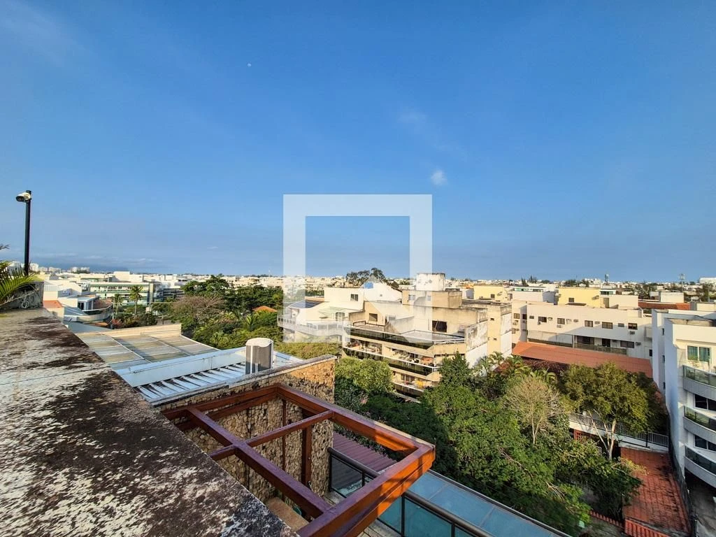 Furnished apartment with 5 en-suite bedrooms and terrace — photo 81