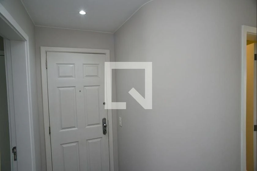 Квартира 200 м² з 3 спальнями та балконом — photo 28