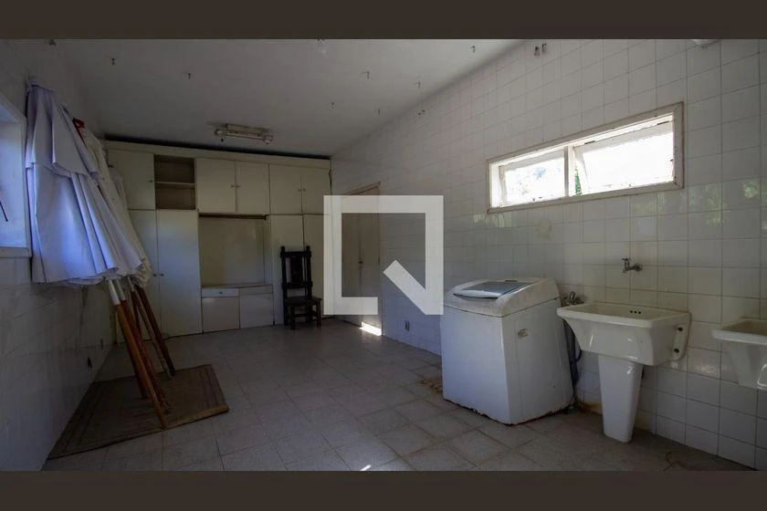 Unfurnished house with 3 bedrooms and 5 baths, 1500 m² — photo 50