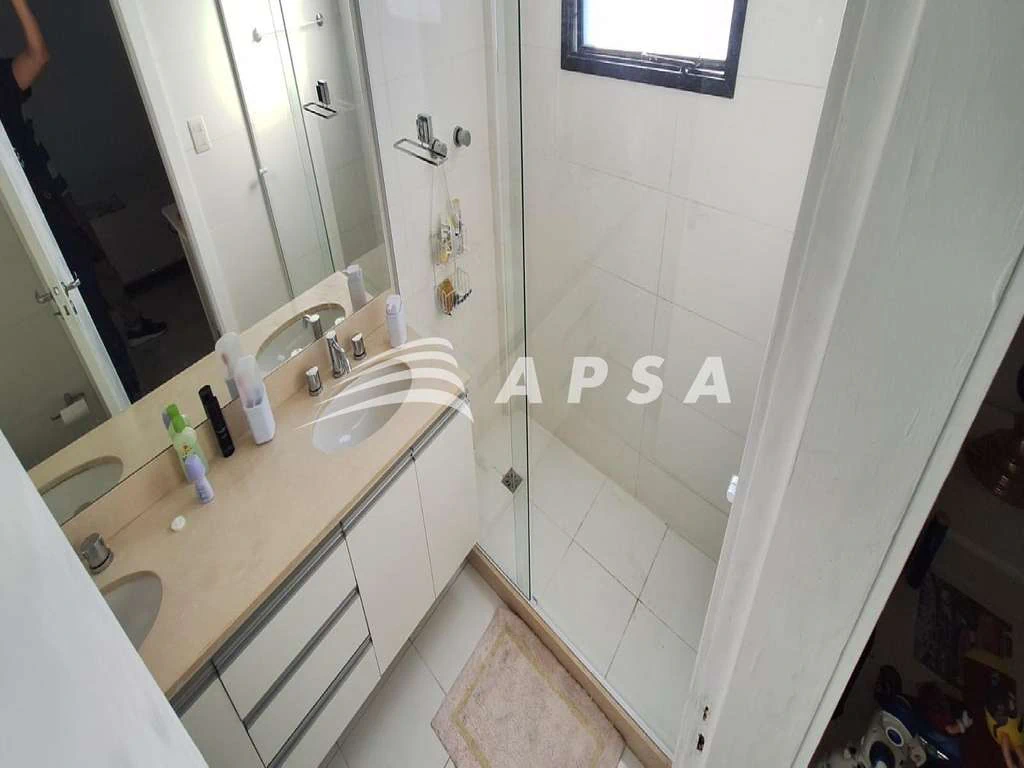 Furnished 326 m² penthouse with 4 bedrooms and 2 suites — photo 15