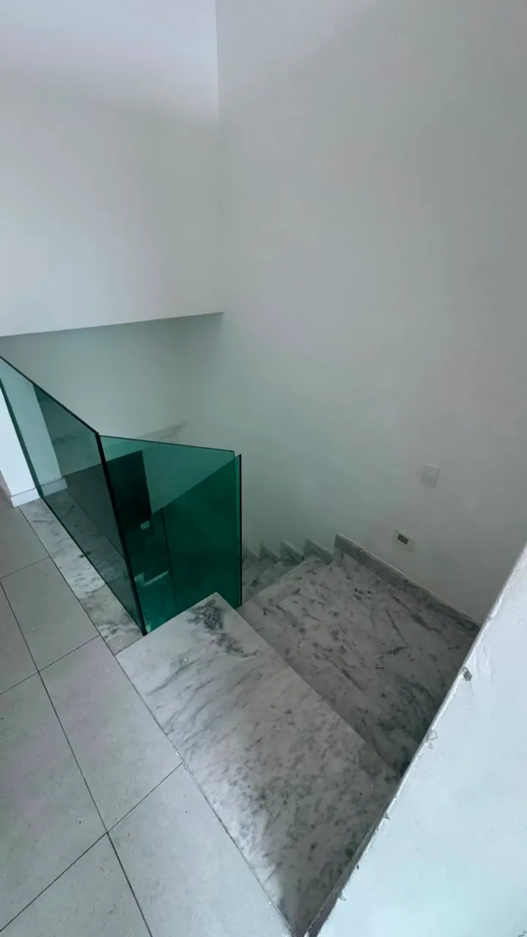 Apartment with 4 bedrooms and 4 bathrooms — photo 39