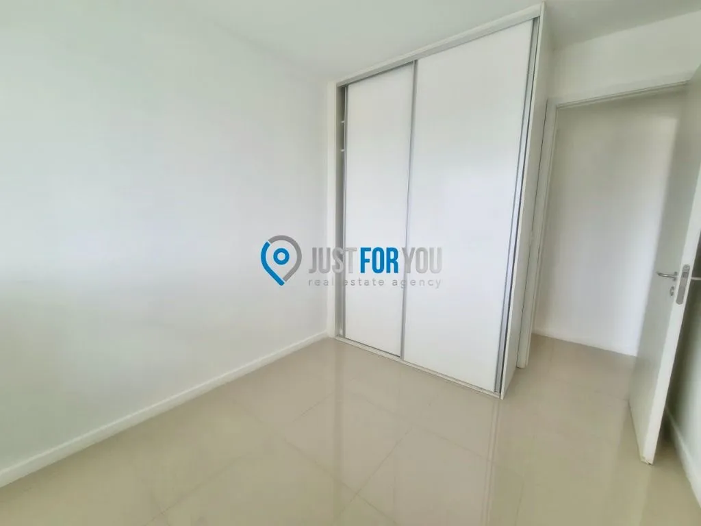 2-bedroom apartment, 1 with its own bathroom, 80 m² — photo 9