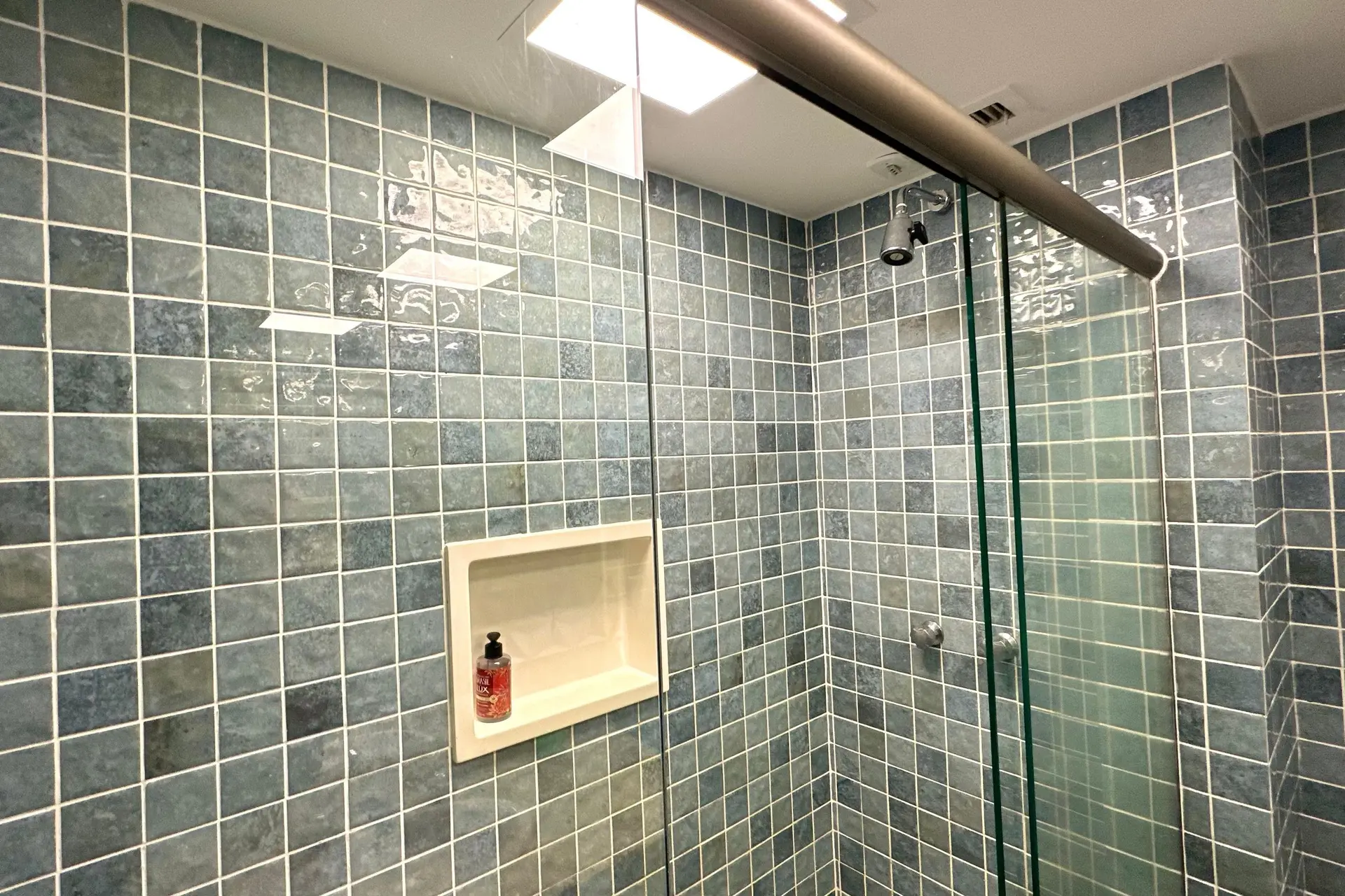 Apartamento mobiliado com 2 suítes e 3 banheiros — photo 61