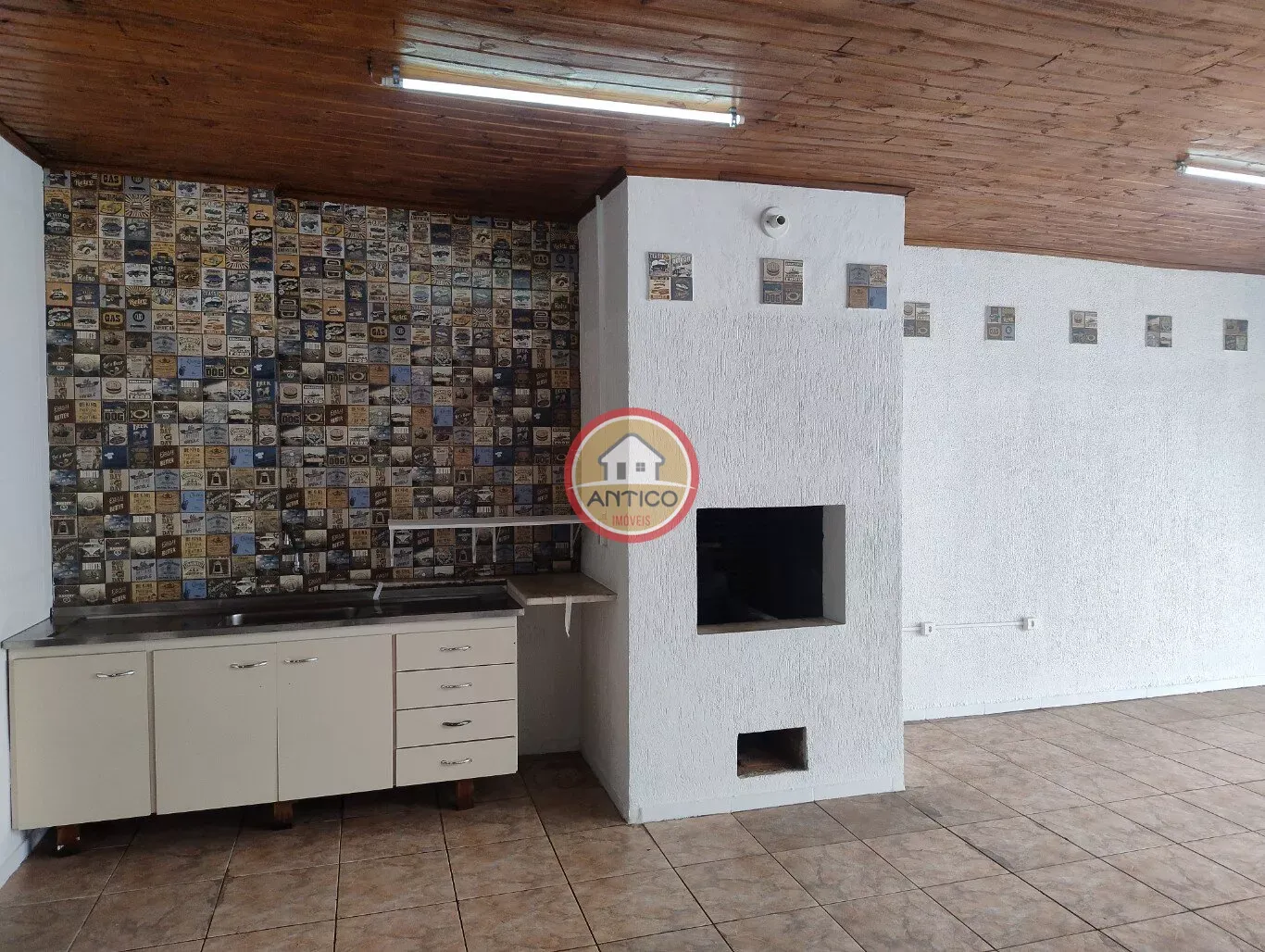 Unfurnished house with 10 bedrooms and 5 bathrooms, 380 m² — photo 22