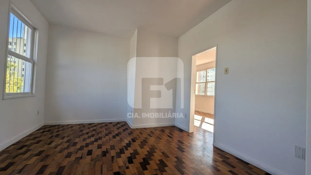 House with 6 bedrooms, en-suite and parking for 6 — photo 23