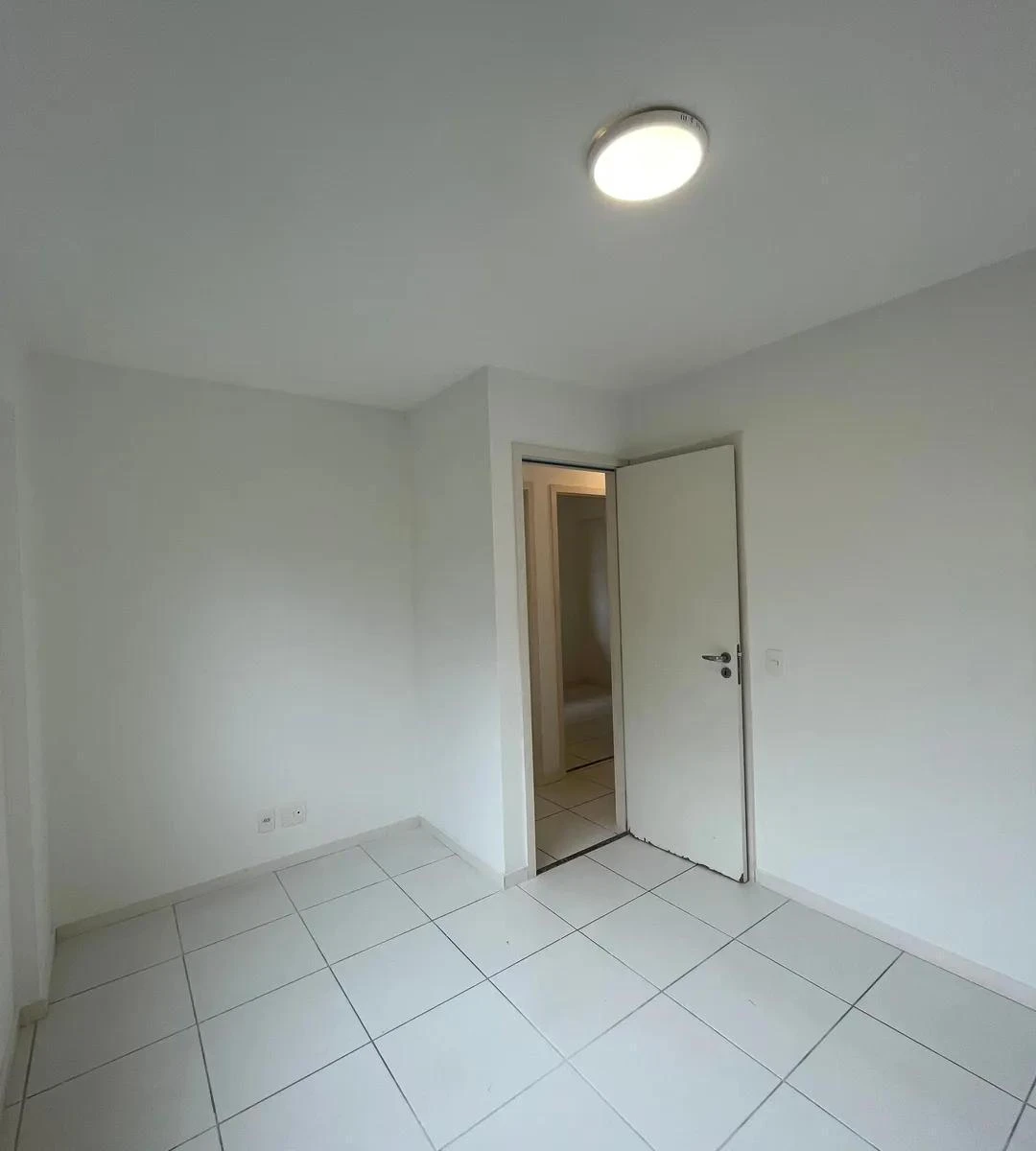 69 m² apartment with 3 bedrooms and 1 en-suite bath — photo 3