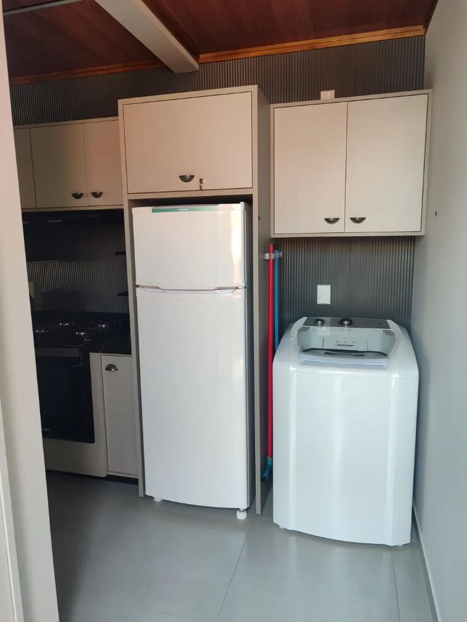 2-bedroom apartment with a washing machine in Florianópolis — photo 11