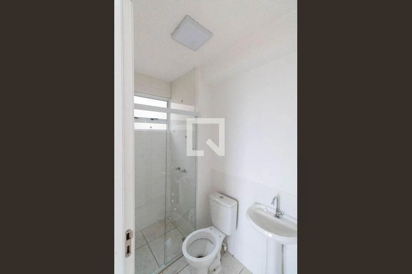 2-bedroom apartment in a building with a gym — photo 25